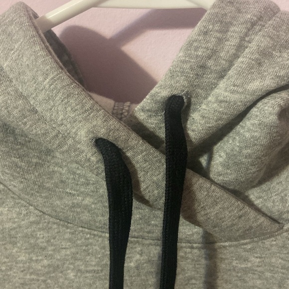 Under Armour sweatshirt - Picture 3 of 4